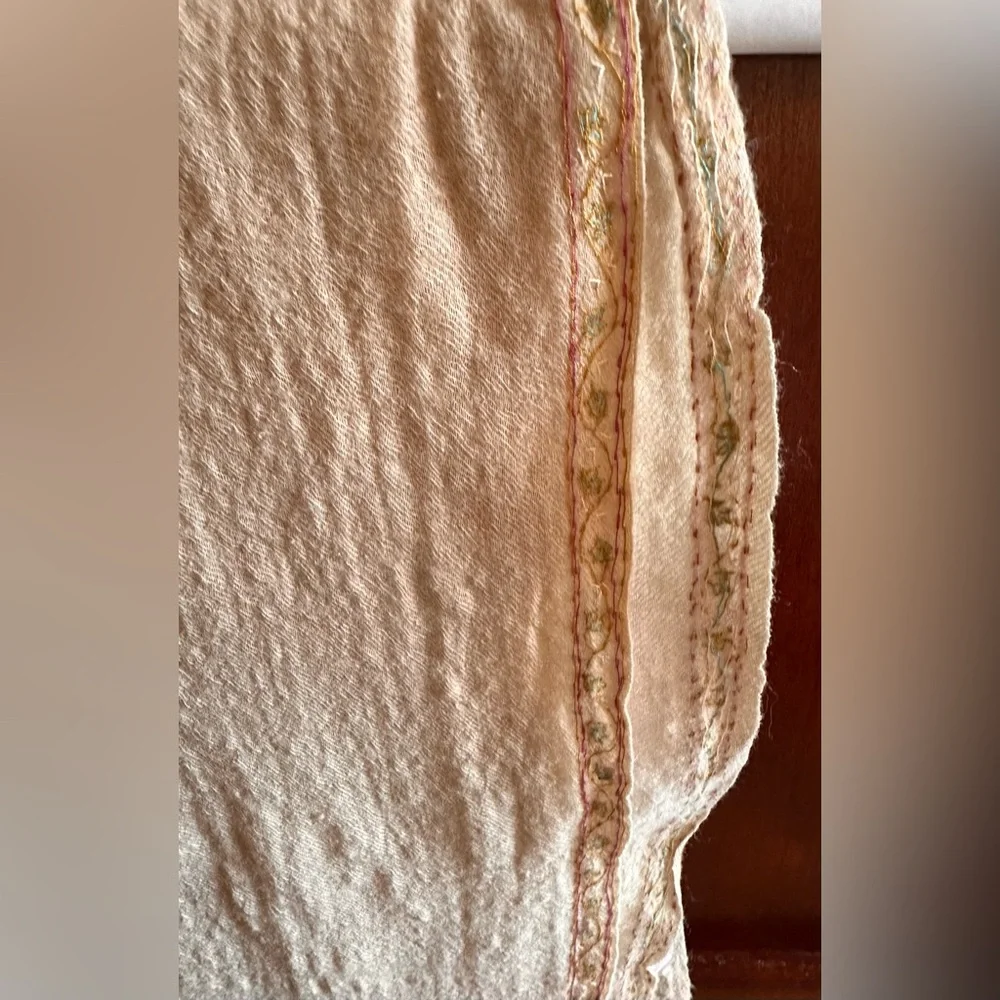 LADIES Handmade Embroidered Vintage Cream Middle Eastern Pashmina Scarf